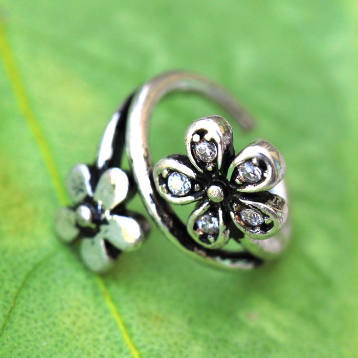 Twist Style Flower Seamless Ring / Cartilage Earring-1